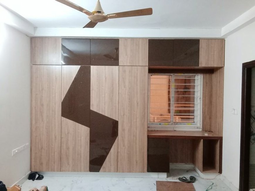 Best Wardrobe Design With Light Brown Wooden Finish & Dark Brown Color Laminate