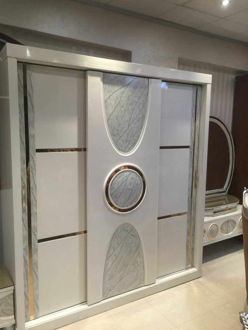 Best Wardrobe Design With White Laminate